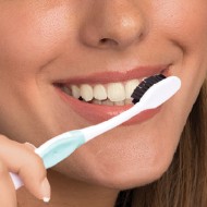 Miracle Teeth - uhlí pro bělení zubů